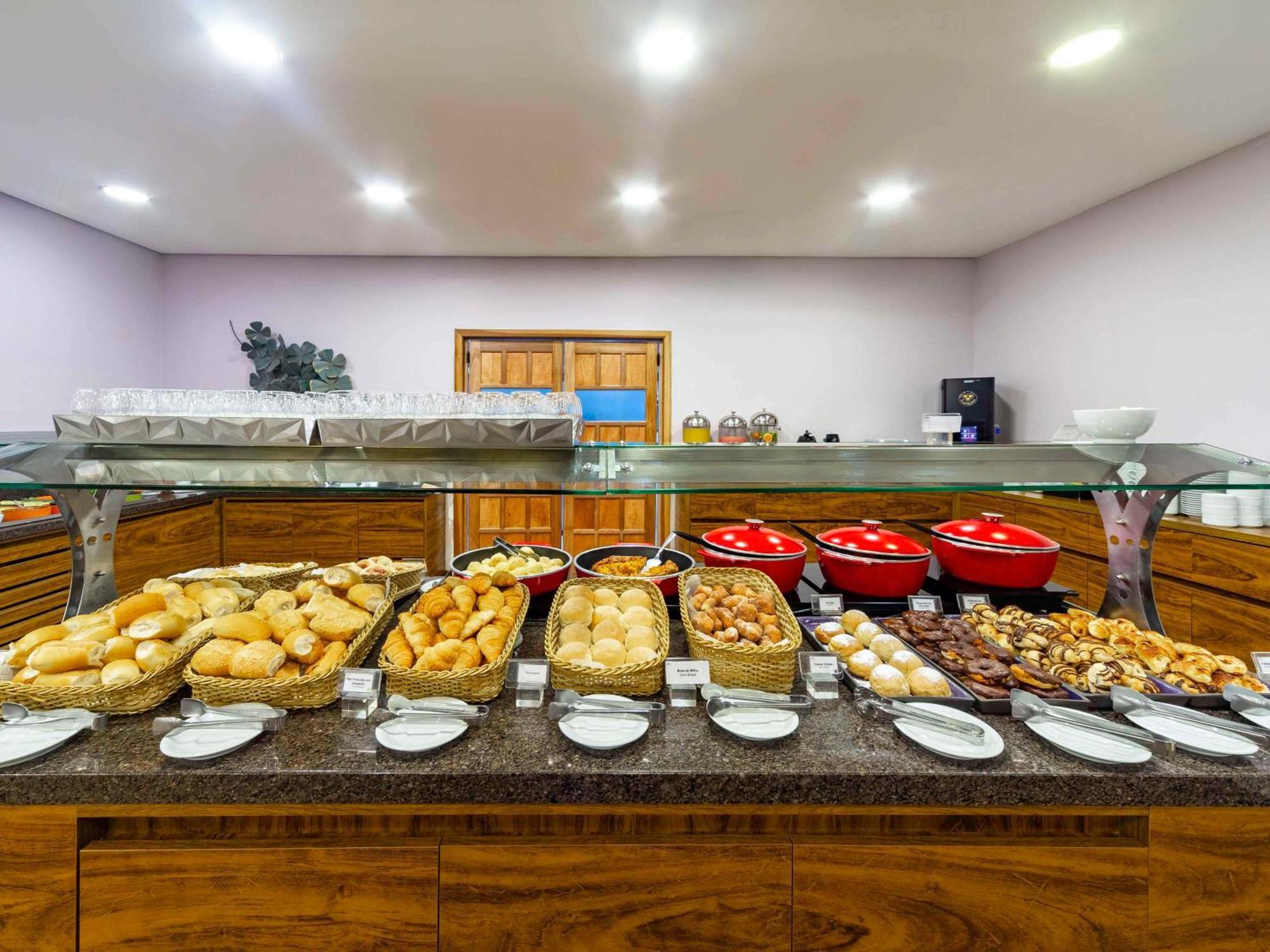 Mercure Curitiba Golden Luaran gambar