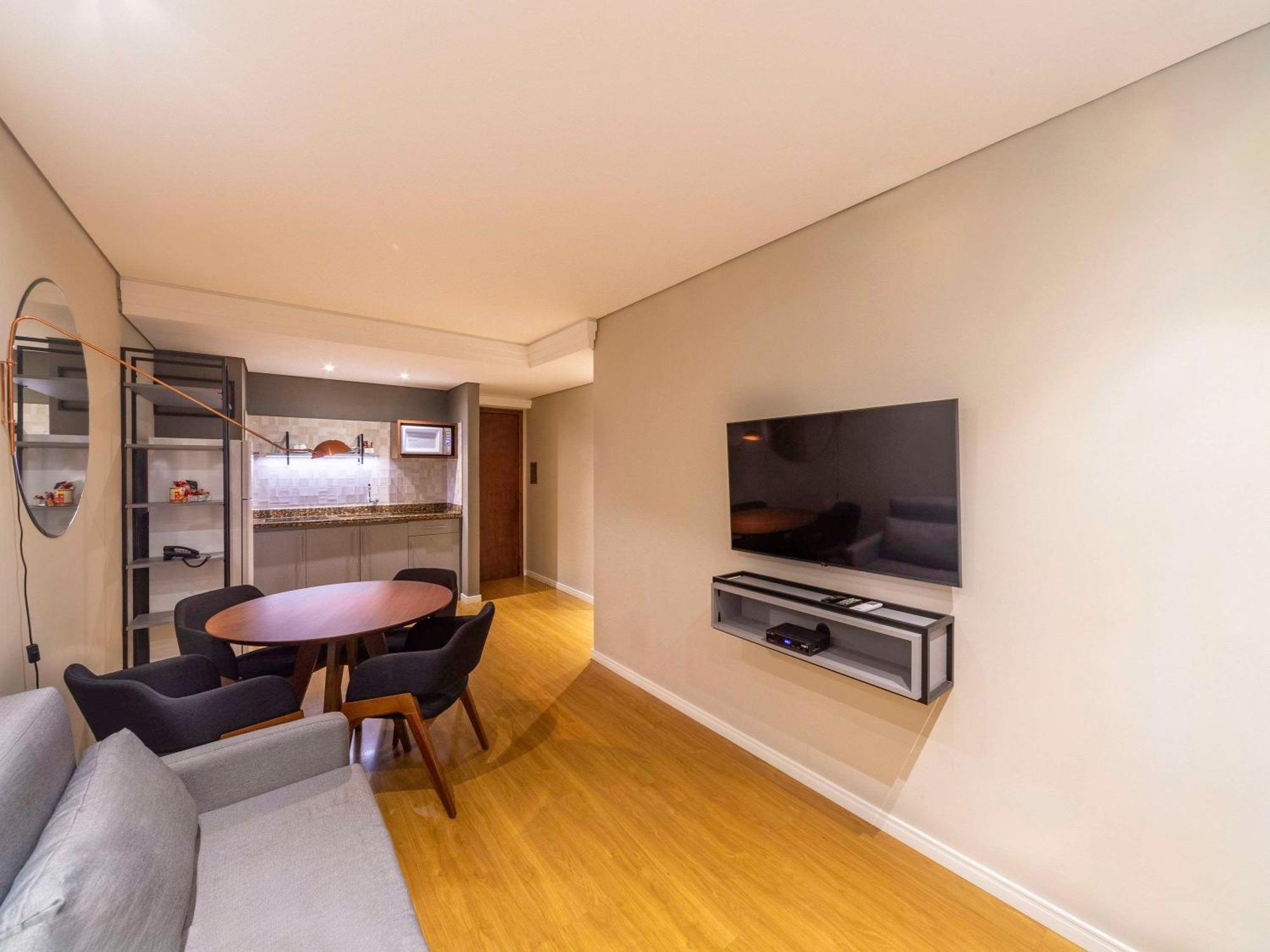 Mercure Curitiba Golden Luaran gambar